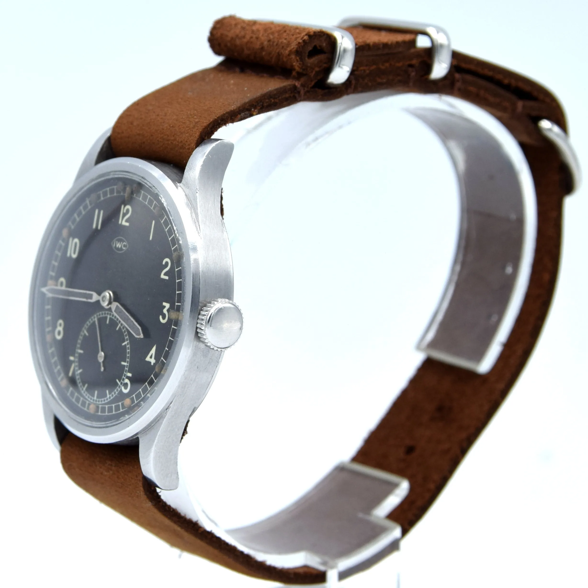 1944 WW2 International watch company super Rare and Collectable British Military Issue WWW Dirty Dozen Wristwatch
