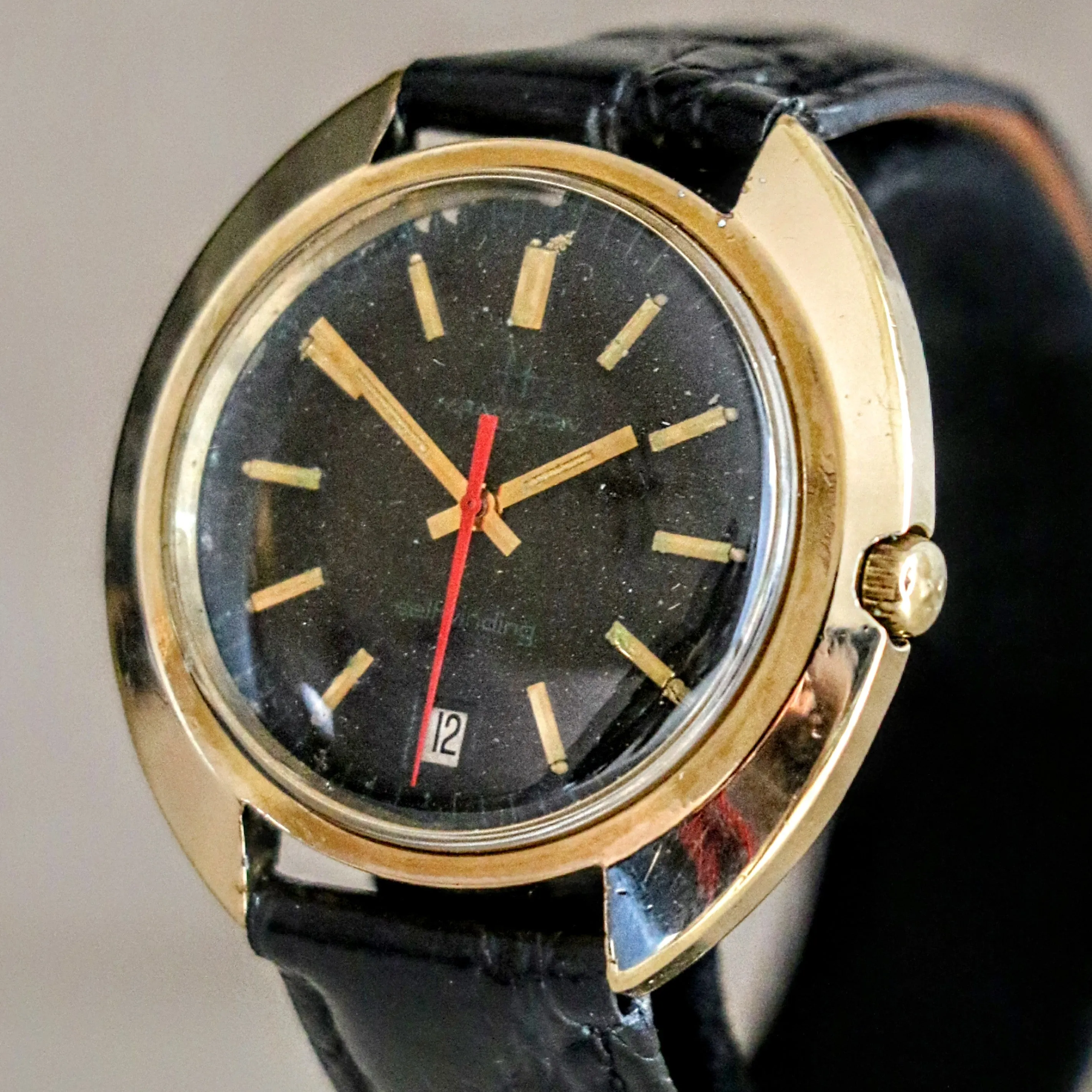 1960s HAMILTON Dateline Automatic Watch - Rare and Collectible Timepiece