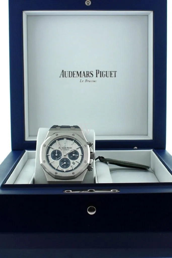 Audemars Piguet "Limited Edition" Royal Oak 41mm Silver Dial Rubber Chronograph Men's Watch 26326ST.OO.D027CA.01 Pre-Owend