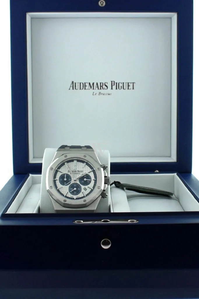 Audemars Piguet "Limited Edition" Royal Oak 41mm Silver Dial Rubber Chronograph Men's Watch 26326ST.OO.D027CA.01 Pre-Owend