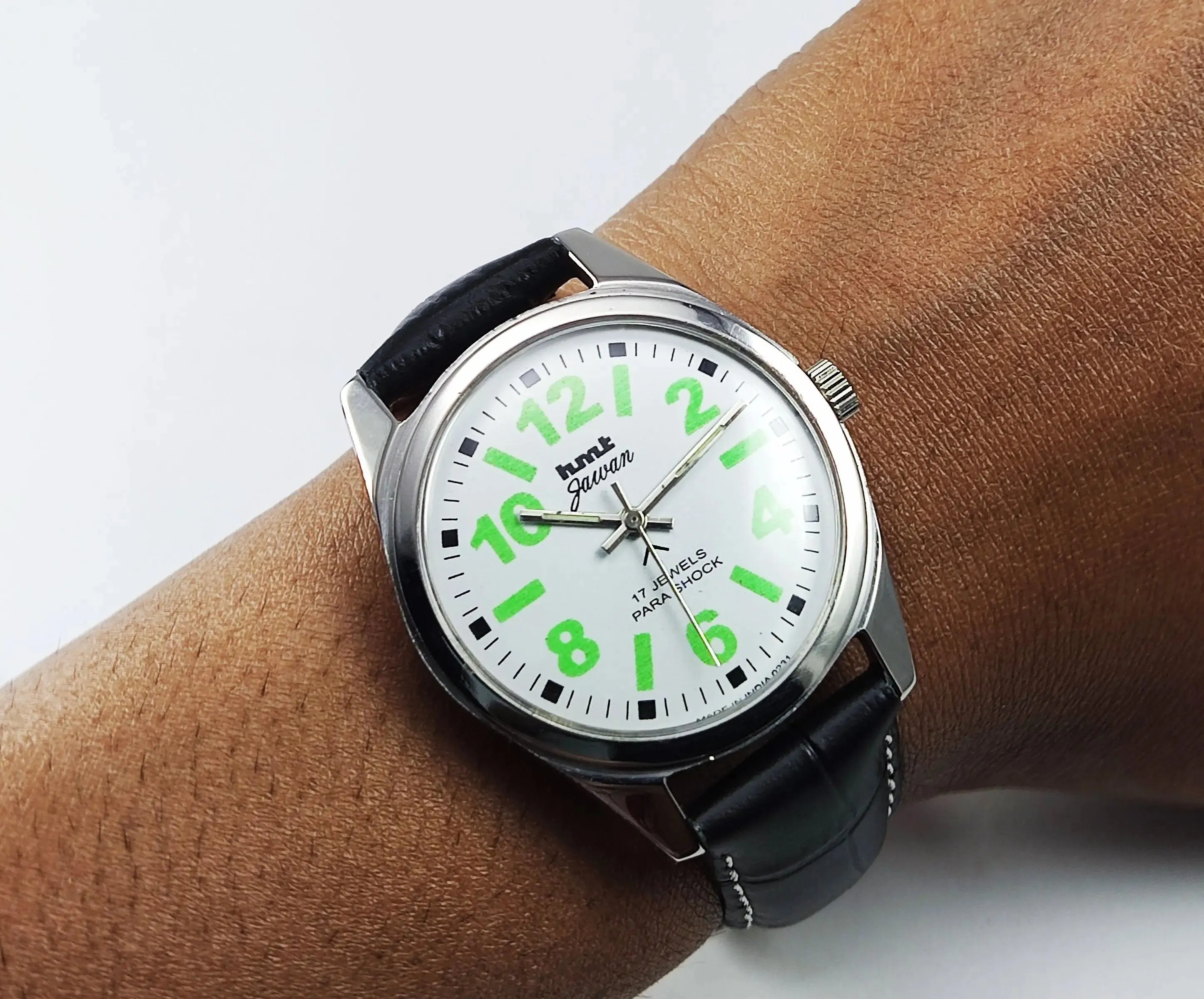 HMT Jawan Para Shock 17 Jewels White Dial Mechanical Hand winding Men's Wrist Watch