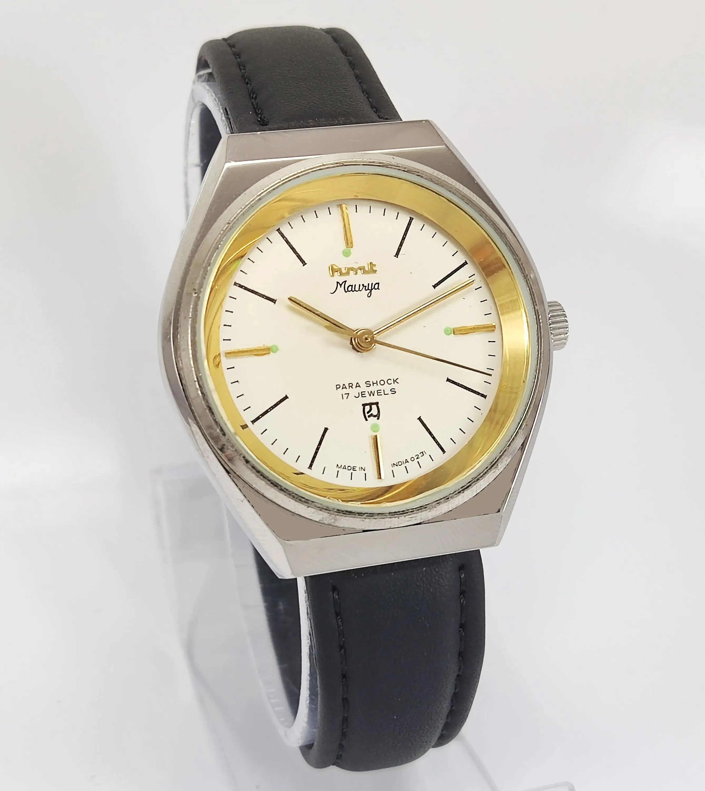 HMT Maurya Para Shock 17 Jewels Cream Color Dial Mechanical Hand winding Men's Wrist Watch