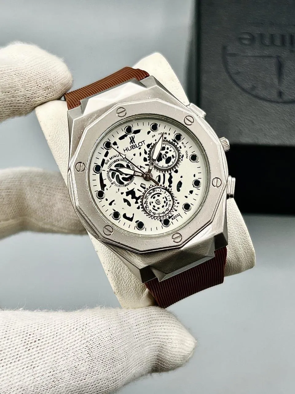Men's Multicolor Chronograph Watch - Stylish Luxury PU Leather Strap