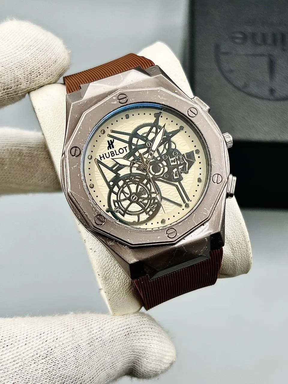 Men's Multicolor Chronograph Watch - Stylish Luxury PU Leather Strap