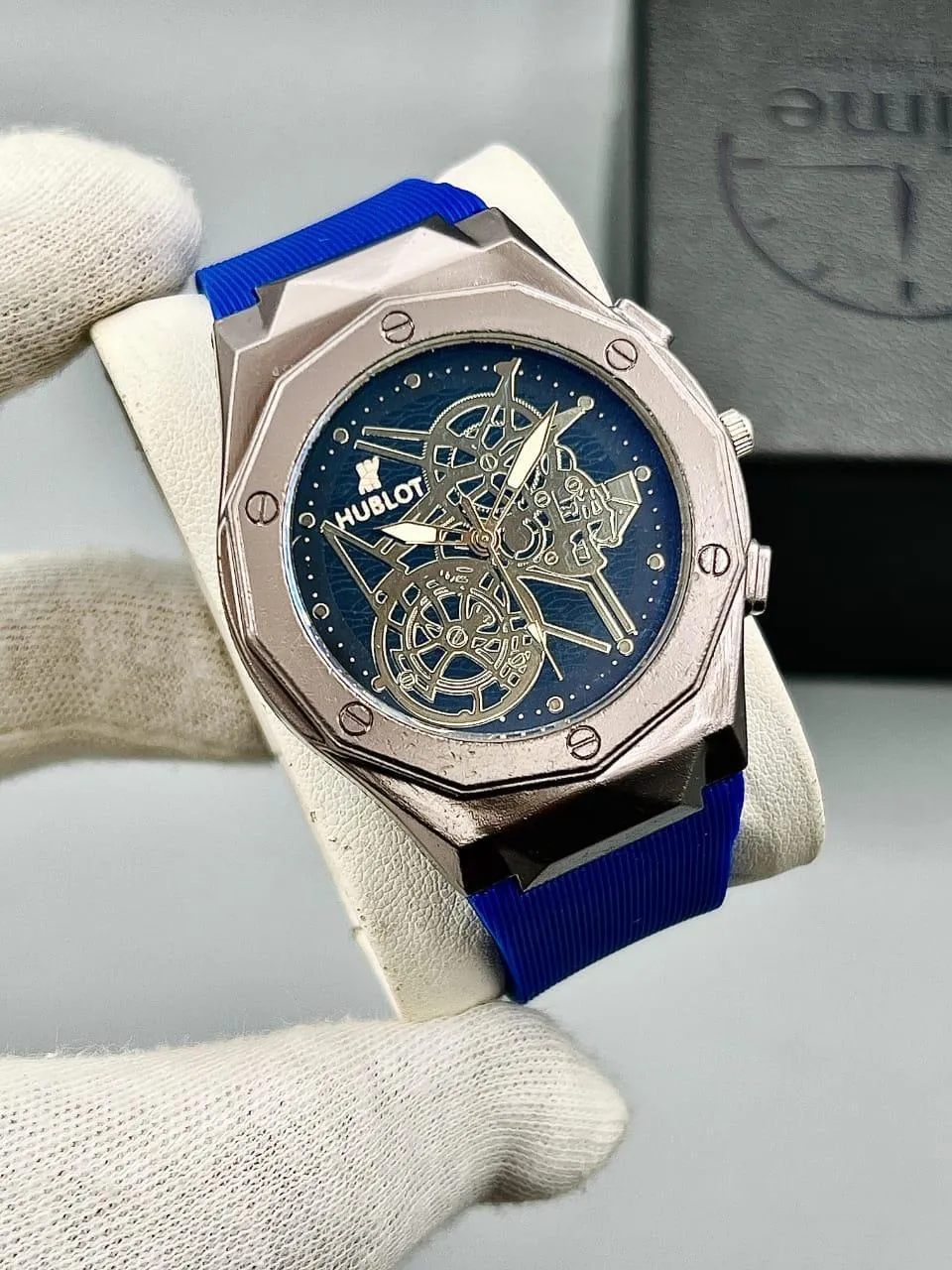 Men's Multicolor Chronograph Watch - Stylish Luxury PU Leather Strap