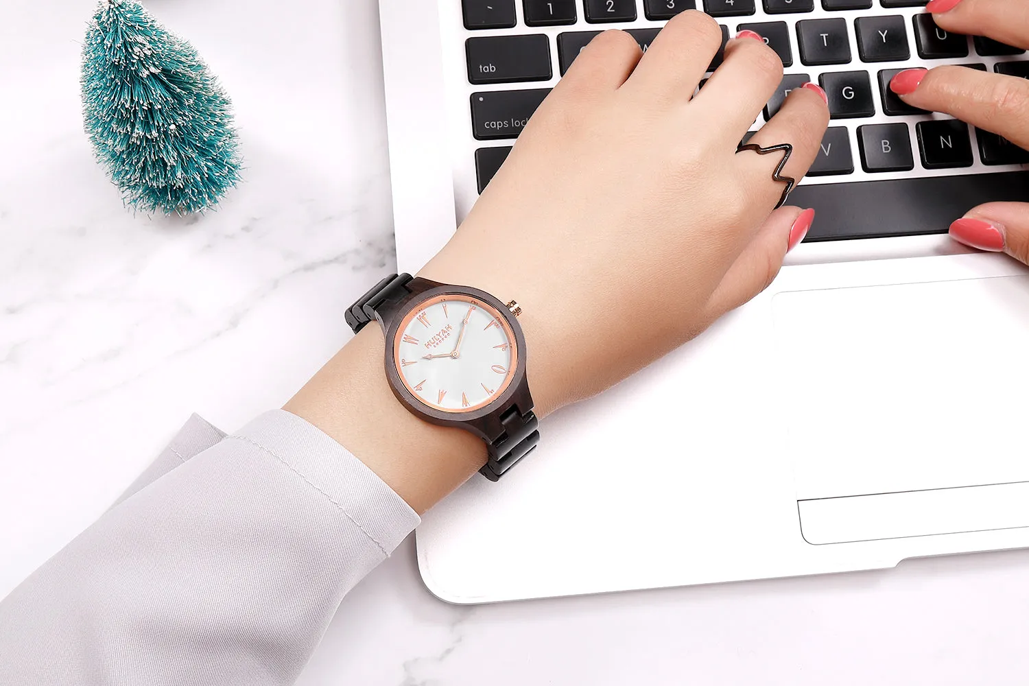 Natural Wooden N02