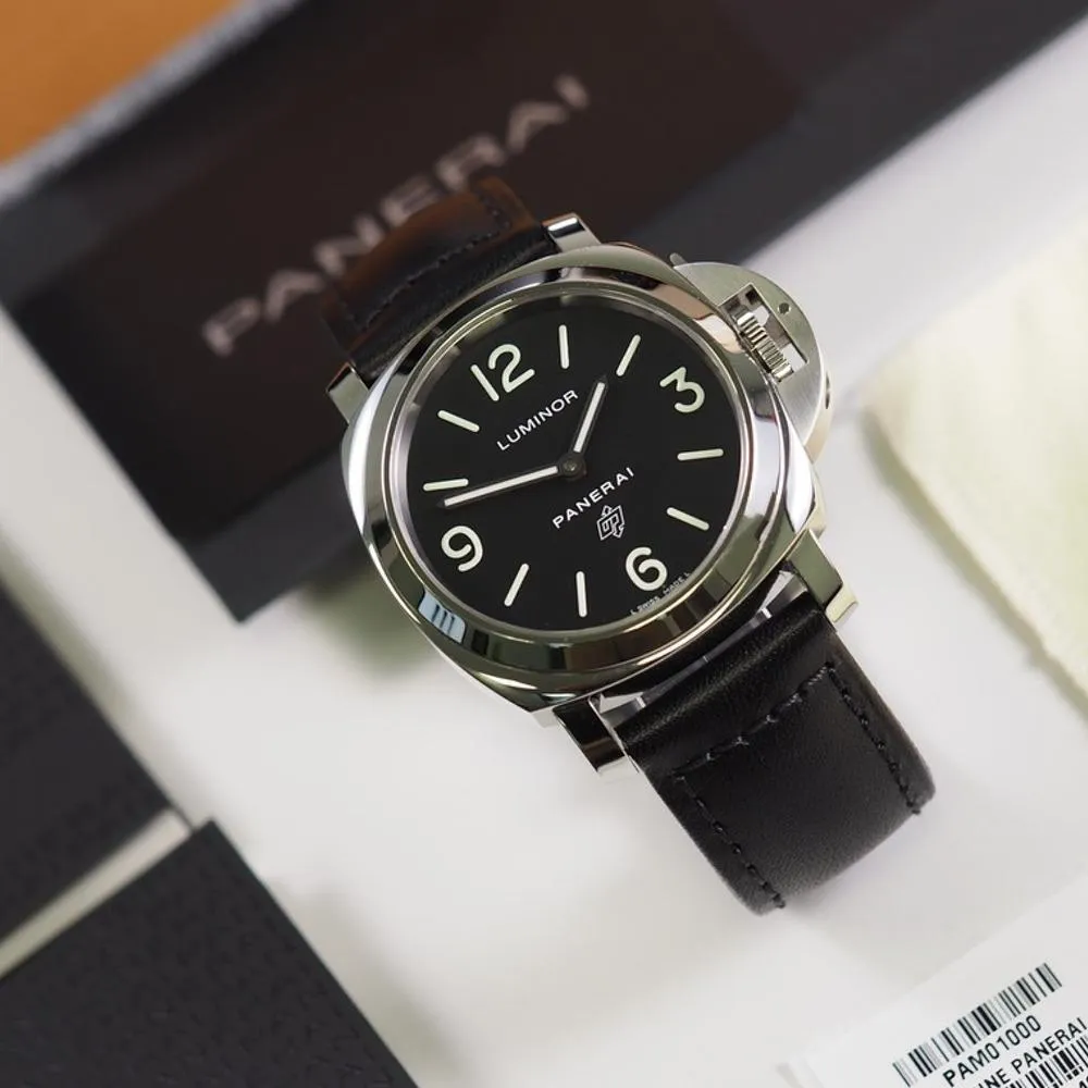 Panerai Luminor Base Logo PAM01000