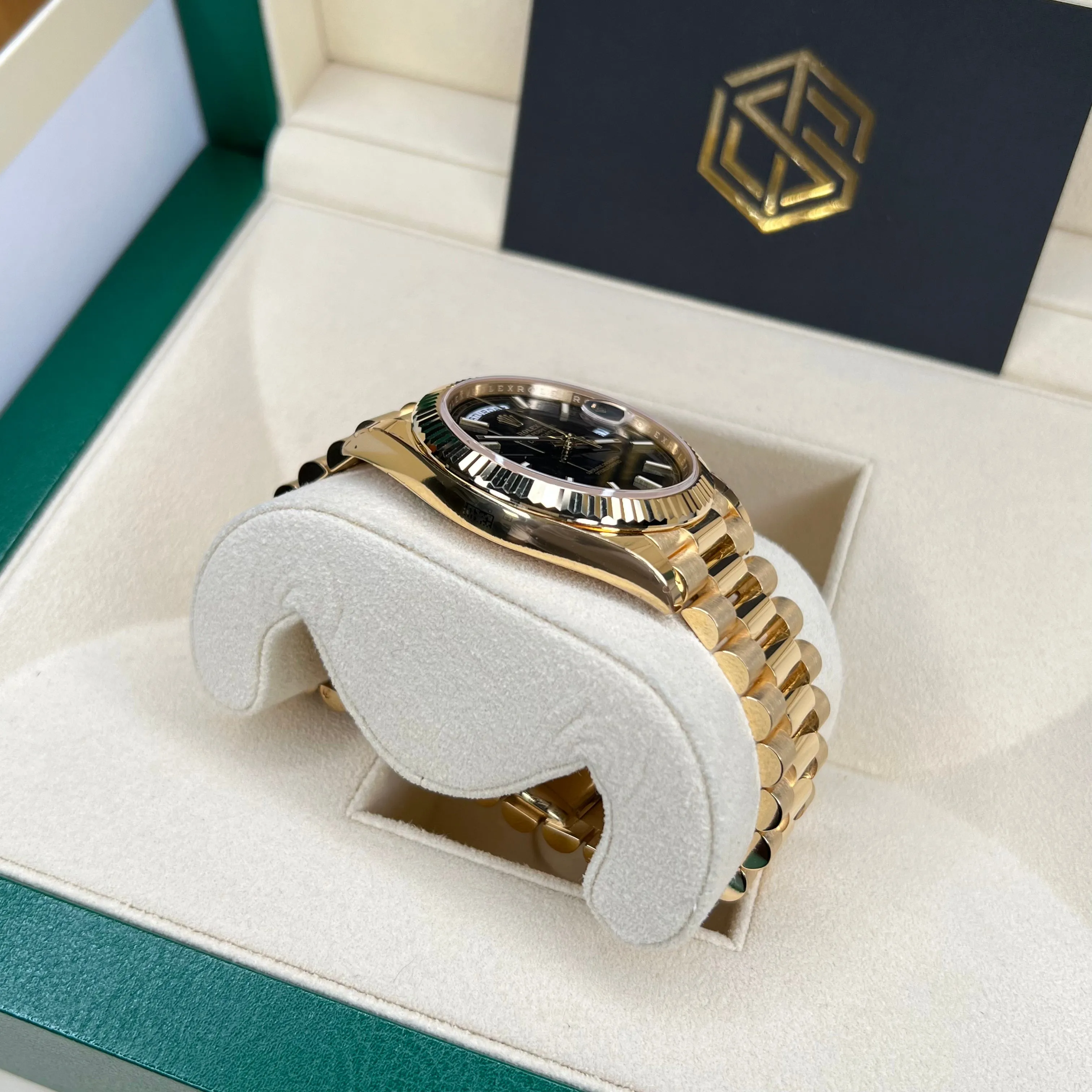 Rolex 228238 Day-Date Yellow Gold Black Motif Dial 2022 Full Set Watch