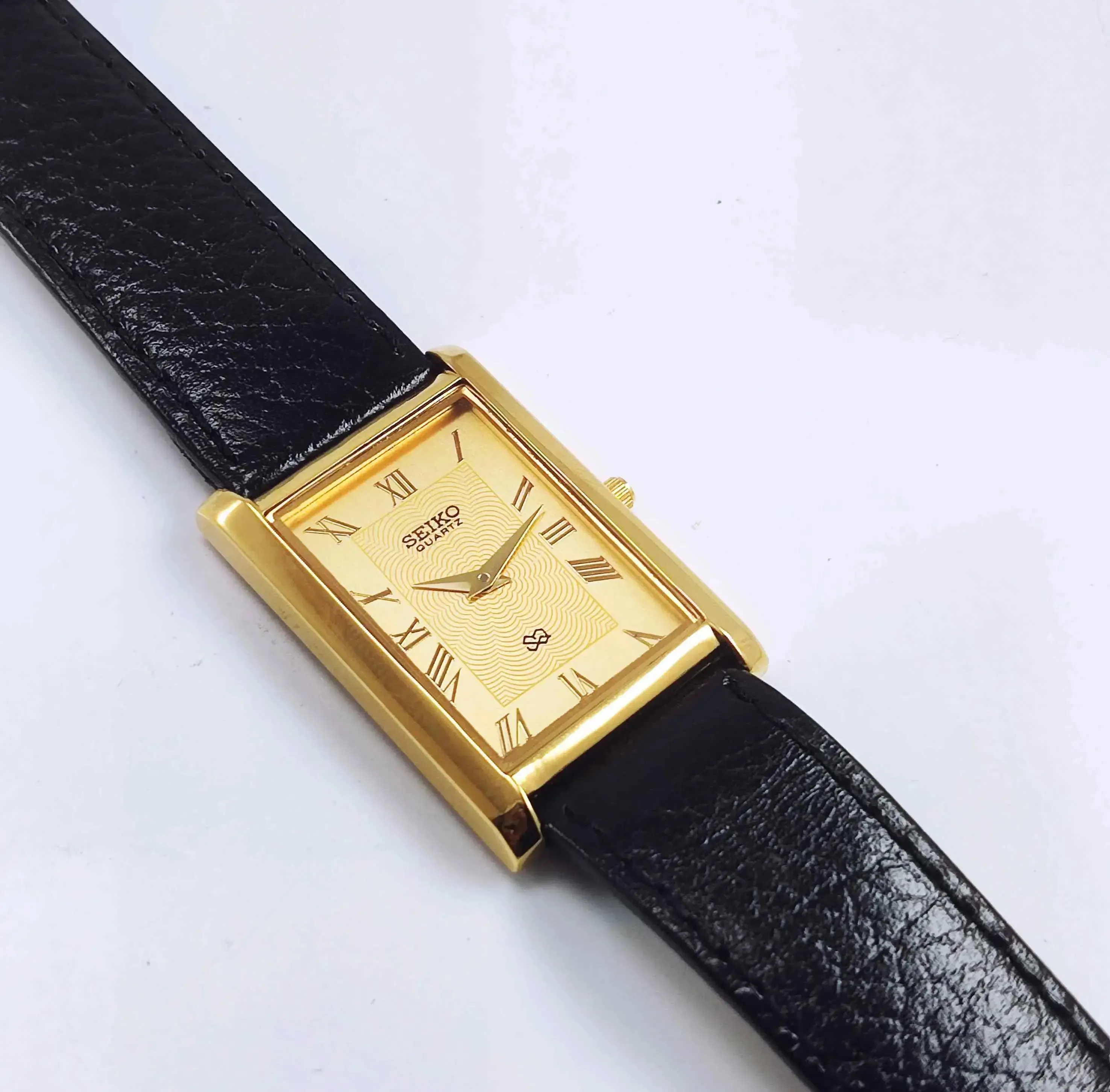 Seiko Quartz MIYOTA Golden Dial Golden Case Men's Watch