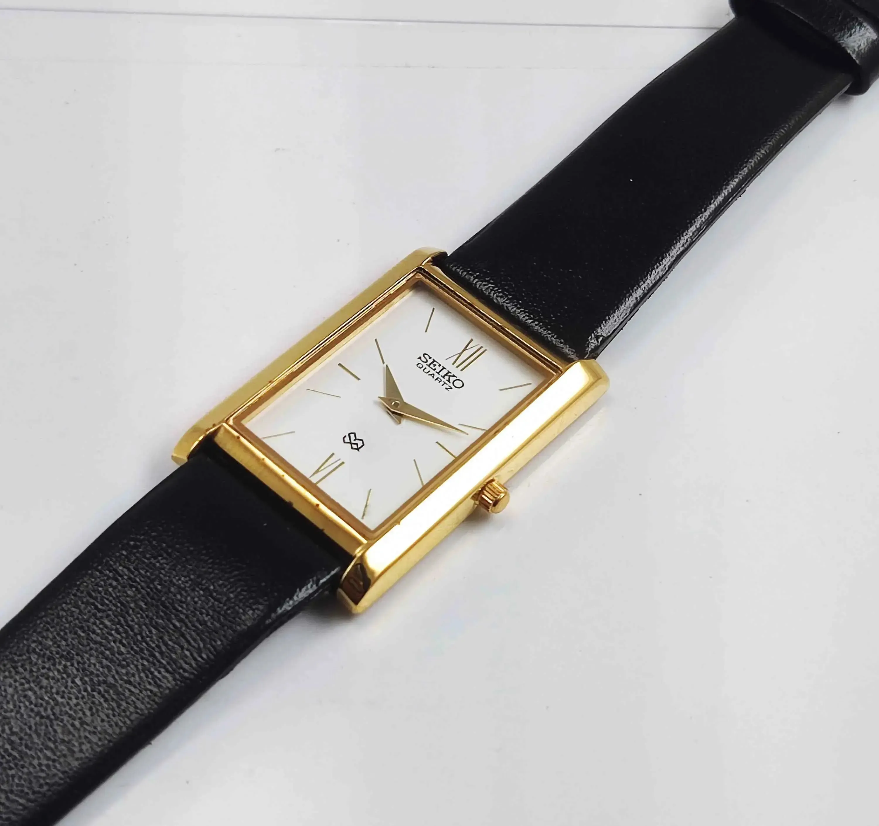 Seiko Quartz MIYOTA White Dial Golden Case Men's Watch